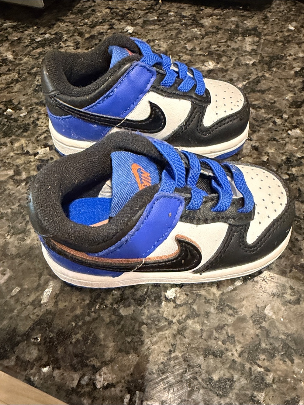 Nike Kids Blue, Black & White Low-Top Sneakers